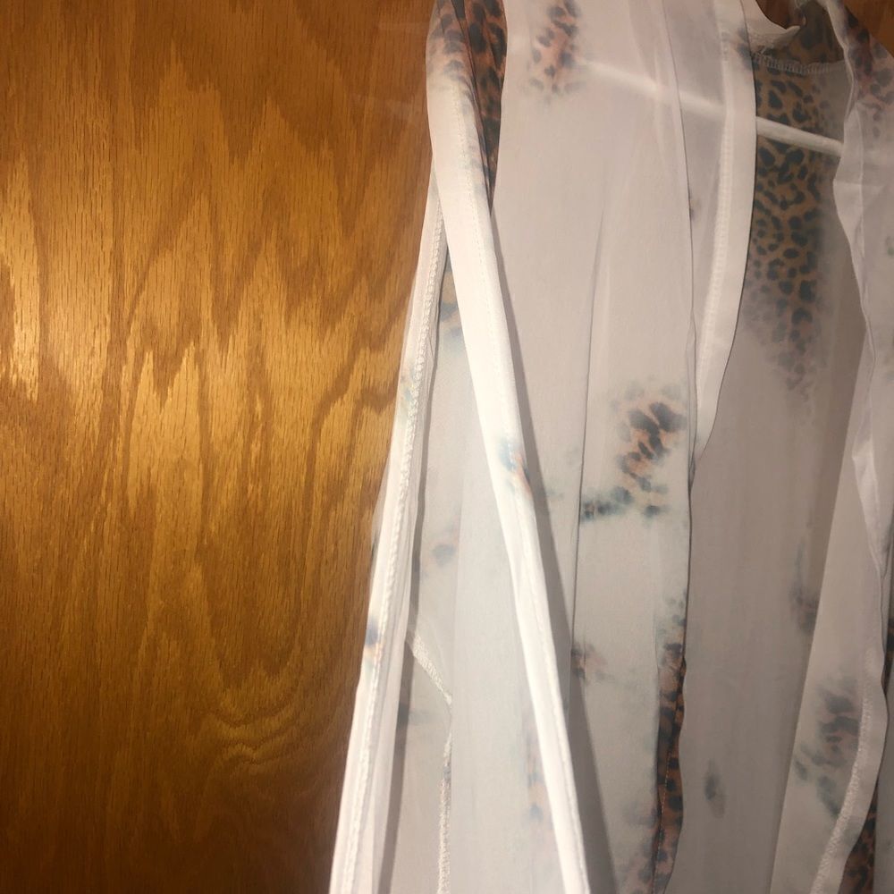 Animal Print Sheer Cover Up Size Medium - Picture 4 of 7